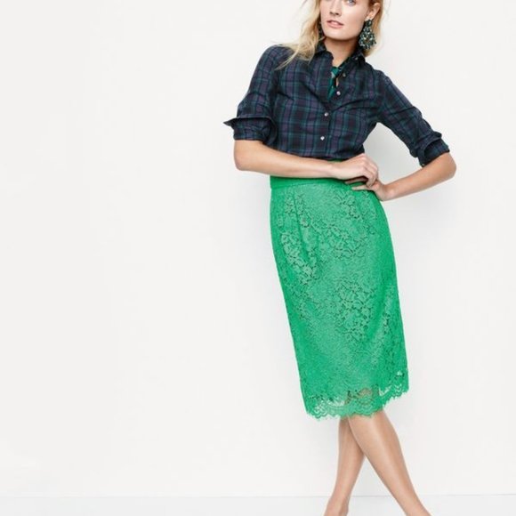 CLUB-COLLAR PERFECT SHIRT IN BLACK WATCH PLAID - Picture 2 of 13